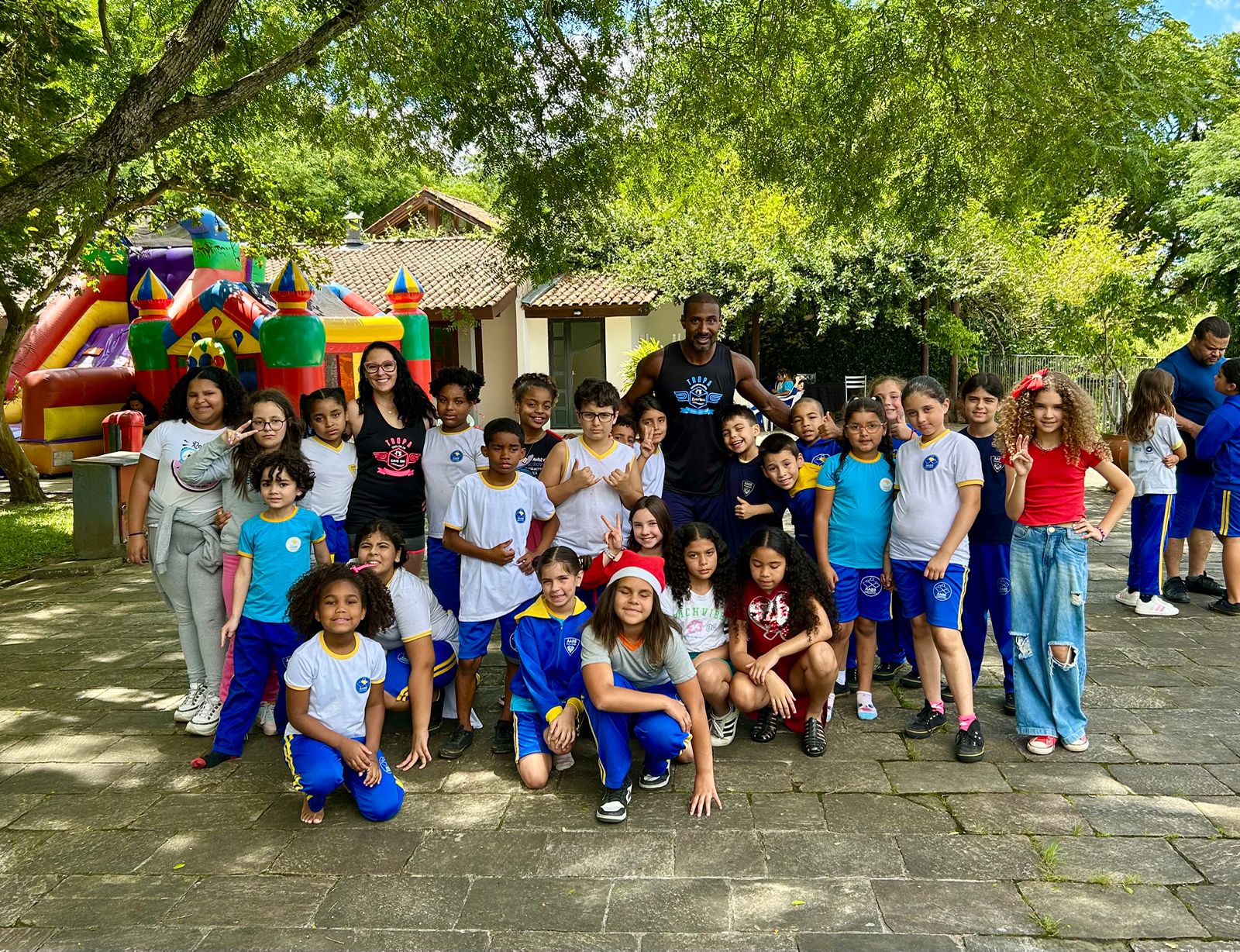 AABB Comunidade realiza Festa de Natal com brinquedos e alegria
